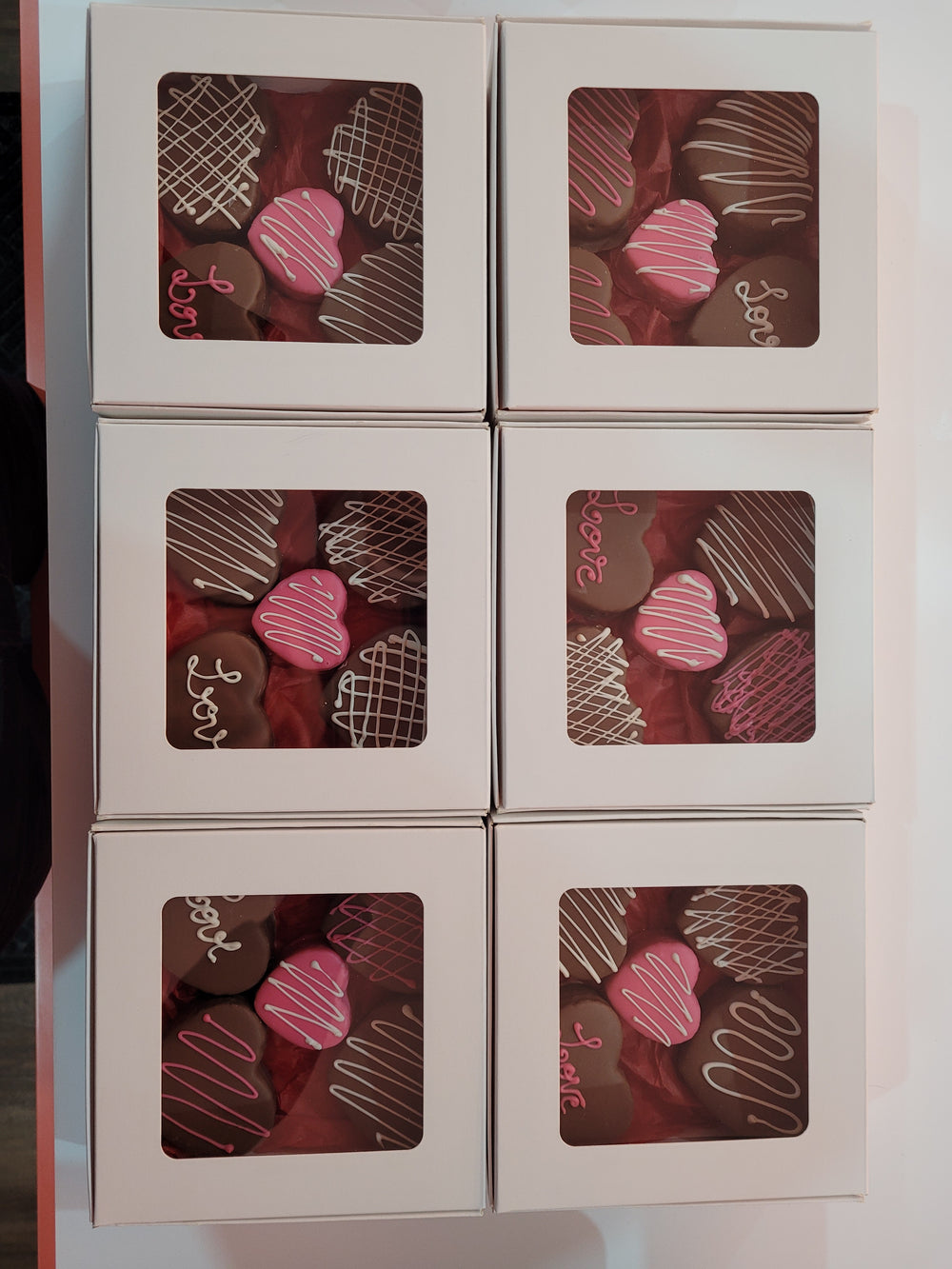 Roll Cake Heart Chocolate Paper Bag with 5 units / Caixa de coracao de chocolate com 5 unidades